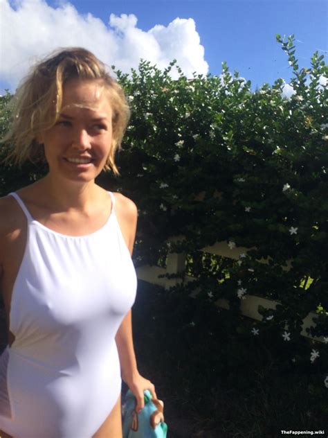 Rita big titted gf vid. Lara Bingle Nude Pics & Vids - The Fappening