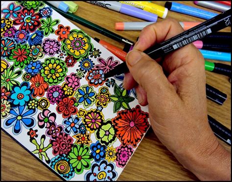 Freehand artis vector de archivo y descubre vectores similares en adobe stock. Draw Doodle and Decorate: Freehand Florals
