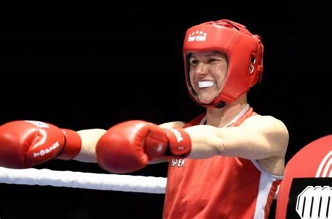 She won a bronze medal in the 60 kg category at the 2016 aiba women's world boxing championships and the 2016 summer. Arvokisaähky | SSS.fi