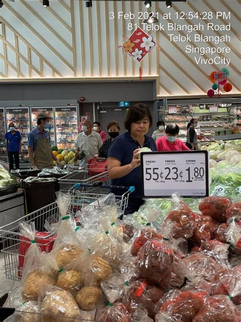Phoon chiu yoke in court for not wearing mask in public arrested a day after on may 25. GVGT: Another Covidiot refused to wear mask while queuing ...