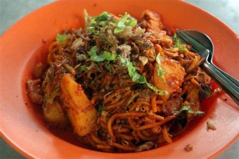 My favorite place to get mee goreng. You Have to Try These 10 Food If You Are in Penang ...