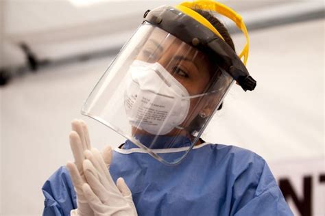 Meme generator, notificaciones instantáneas, descarga de archivos, logros y mucho más. Huyen voluntarios de vacuna tras paro de AstraZeneca ...
