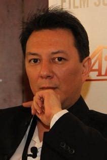 Zaregistrujte se a řekněte ostatním, co si o filmu yuk lui tim ding myslíte! Thomas Leong | OSOBNOSTI.cz