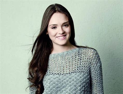 Check spelling or type a new query. Isabelle Drummond conta a revista que pretende fazer sexo ...