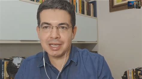 Brazilian professor and politician from the state of amapá. Randolfe Rodrigues defende contrapartidas no texto de ...