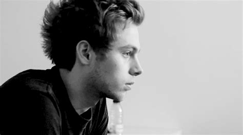 The us average is 3.7%. Catching Feelings -Luke Hemmings- Segunda Temporada De Fall (Adaptada) - Capítulo 42: ~Testarudo ...