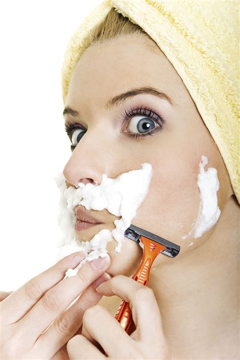 Hair is twisted and spun in the thread and gently pulled off. woman-shaving.jpg (2592×3888) (With images) | Permanent ...