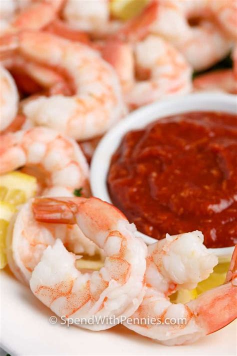 Remove shrimp from the pot with a slotted spoon or spider into the bowl of ice. Pretty Shrimp Cocktail Platter Ideas / Easy Shrimp ...