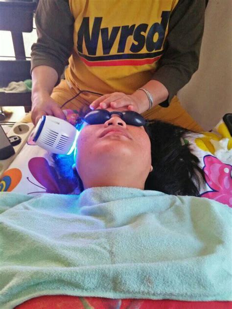 Jangan melakukan ratus terlalu sering, paling tidak selama dua minggu sekali atau satu bulan sekali. Rose Royani Treatment menerima jasa lulur facial ratus dan ...