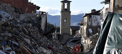 Un terremoto puede ser sumamente destructivo en zonas pobladas y provocar otros fenómenos naturales. Tre anni fa il terremoto di Amatrice, storia di una lunga ...