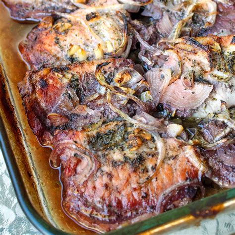 While the pan is heating, sprinkle the chops on both sides with salt and pepper, then dredge them in flour. Recipe For Boneless Center Cut Pork Chops - How to Bake ...