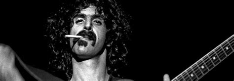 It is now a vacant lot with trees, but you can make out a driveway, etc. Frank Zappa wordt 75! Een wonderlijk leven in 3 nog ...