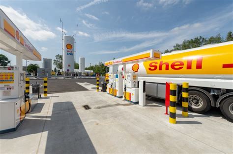 Shell gas & power international b.v. Shell opent eerste LNG-station in België • TTM.nl