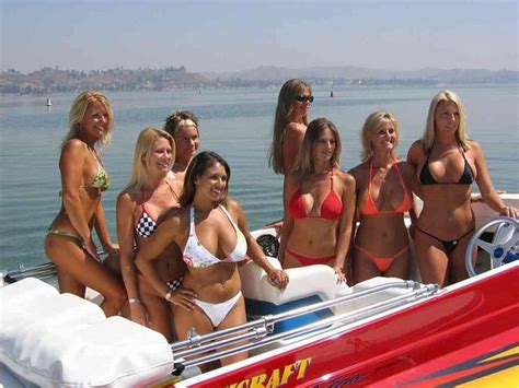 View 4 453 nsfw videos and enjoy stripgirls with the endless random gallery on scrolller.com. lives cool photo: Sexy Girls On Boat