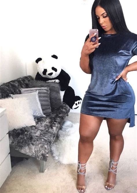 Check spelling or type a new query. Girls With Thick Thighs - Barnorama