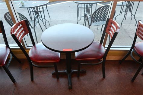 Average rating:0out of5stars, based on0reviews. Small Round Table w/ 2 Chairs - Oahu Auctions