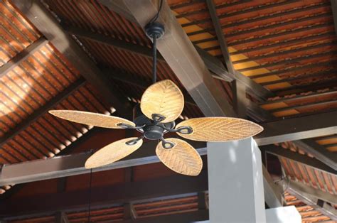Unique blade design and powerful motor. 15+ Quietest Unique Ceiling Fans For Your Home!