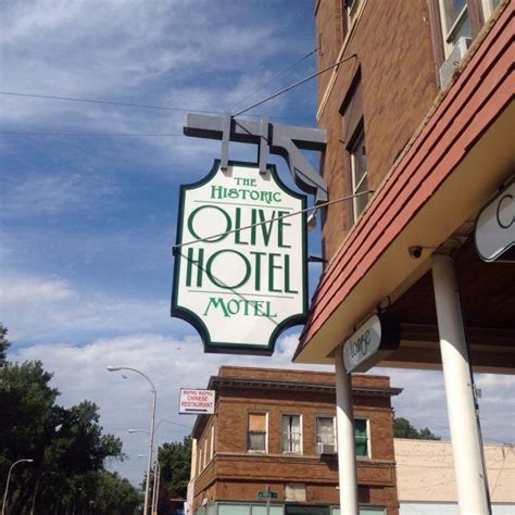 Directions to miles city montana. 9 Amazing Places To Stay Overnight In Montana Without ...