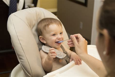 Space baby booster seat chair sb 618 kursi makan bayi biru. 10 Review Kursi Makan Bayi Paling Bagus & Terbaik di ...