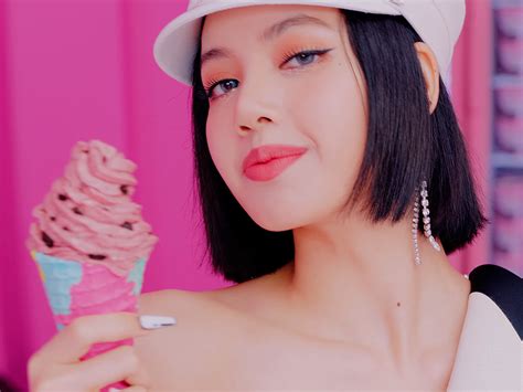 10 самых дорогих украшений Лисы (BLACKPINK) в «Ice Cream» - YESASIA