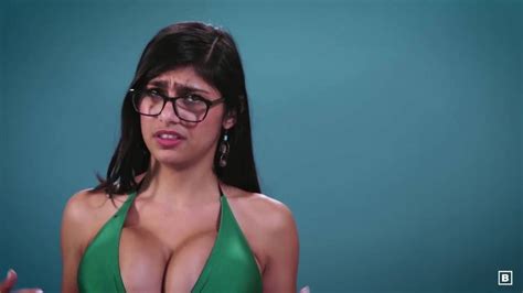 Mia khalifa has certainly earned a place in our sjw hearts just by being an incredible human being we gathered some of mia khalifa's interactions on twitter, which show her activism on social media. 9 Reasons Why Having Big Boobs Is The Worst