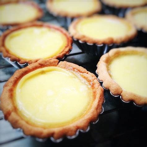 See more ideas about egg custard, tart, chinese dessert. Chinese, recipe, Egg Tarts, 蛋撻, crust, custard, cake flour ...