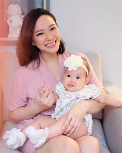 Fahmara nama yang bermakna dipenuhi dengan akal. Ide Nama Bayi Perempuan dari Anak Artis yang Lahir 2020