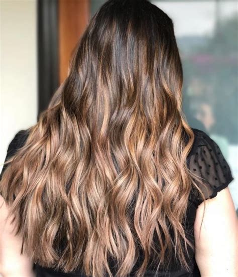 Brown bob with strawberry blonde highlights. 28 Greatest Brown Hair With Blonde Highlights for 2019