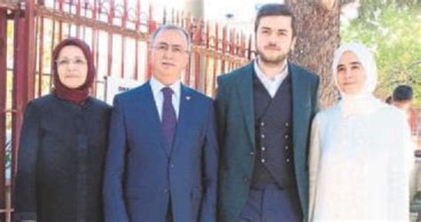 Abdurrahim boynukalın , türk siyasetçi, gazeteci ve eski gençlik ve spor bakan yardımcısı. Milletvekili Petek oğlunu evlendirdi - Akdeniz Haberleri