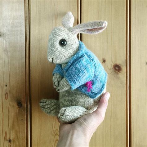 Download rabbit foot stock vectors. KNITTING PATTERN Peter Rabbit | Etsy | Rabbit knitting ...