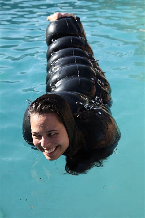 This is where floats come in handy. 43 besten BODYBAG Bilder auf Pinterest | Latex, Schlafsack ...