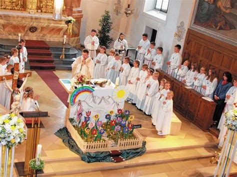 Und unser team bilden heute fast 60 mitarbeiter. Erstkommunion in Oberaudorf: Wir sind Blumen im Garten ...