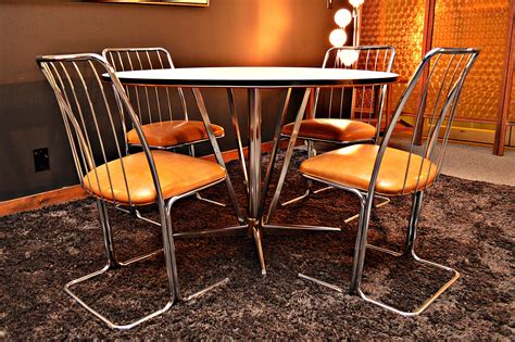 Vintage chrome dinette sets, vintage chrome dining sets, starting from the 30's until the 70's. Retro Chrome Mid Century Daystrom Dining Set by ...
