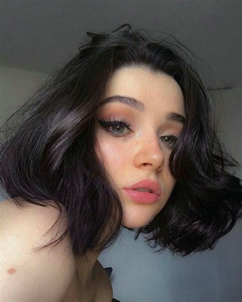 Dye my hair new hair photographie portrait inspiration aesthetic hair hair dye colors auburn hair pretty. Aesthetic Girl Grunge Hairstyle 💖 | Kurze haare grunge ...