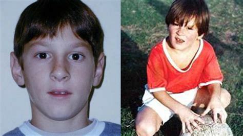 Hij stroomde in 2004 door vanuit de jeugdopleiding van fc barcelona, waar hij in november 2017 zijn contract verlengde tot medio 2021. Lionel Messi: A Career In Photos