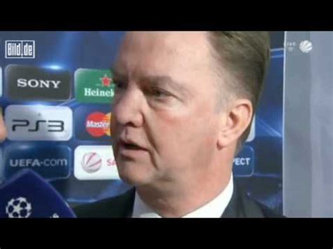 Kostete jörg dahlmann die „kuschelnacht mit sophia den job? Legendäres Louis Van Gaal Interview mit Jörg Dahlmann - YouTube