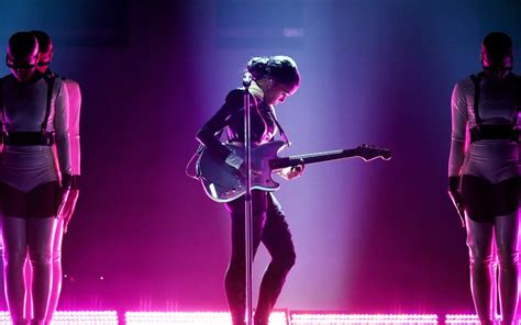 Make me feel extended mix — john summit. 2019 Grammy Award Recap: St. Vincent, Janelle Monae, Beck ...