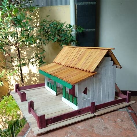 7 rumah adat tradisional indonesia yang unik blogavel. Miniatur Rumah Adat Betawi Dari Stik Es Krim ...