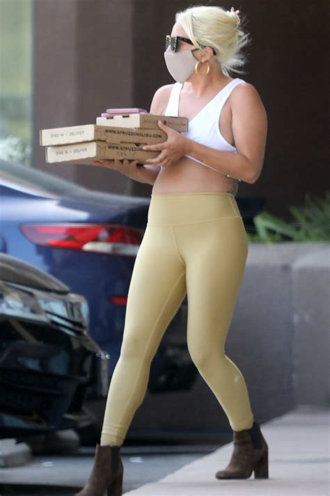 Comparing yourself with her is incredibly motivational. lady gaga and boyfriend michael polansky pick up lunch ...