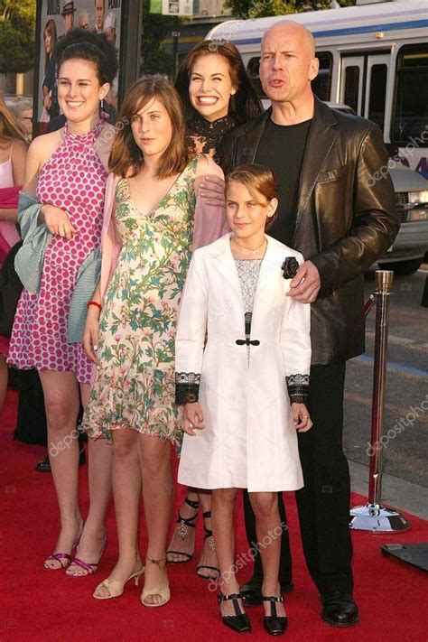 Brooke burns family, relatives and other relations. Brooke Burns and Bruce Willis and daughters Tallulah Belle ...