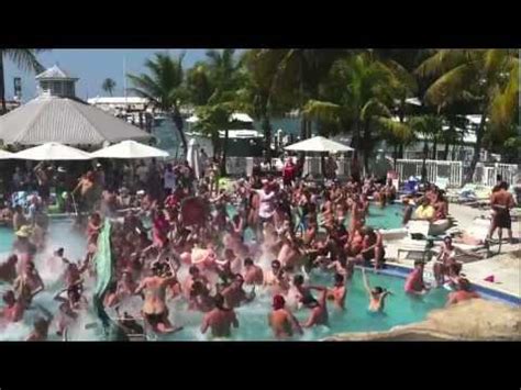 Real college spring break home video part 1. Dante's Harlem Shake - YouTube