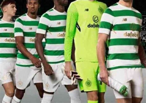 Welcome to the official celtic store for all your celtic football club requirements from home, away, third & training kits to celtic fc fashion. セルティック 17-18 ユニフォームリーク - ユニ11