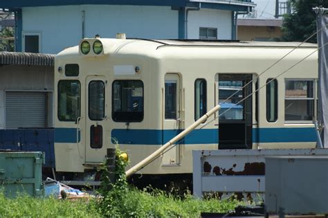 Nov 11, 2019 · 2019年11月11日、小田急電鉄の新型通勤車両「5000形」がお披露目されました。その様子を写真を中心にレポートします。 「5000形」って？ 同社12年ぶりの新型通勤車両で「より広く、より快適に」をキーワードに、車内空間の広さ・明るさ・安心感・優しさを追求。 車両構造は拡幅車体を採用して. PRECIOUS．．． 小田急5000形・5064F離脱