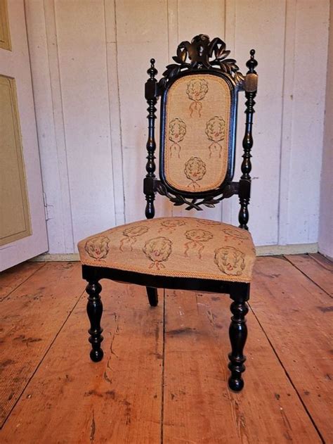 Wir polstern mit schaumstoff, federkernen. Antiker Stuhl mit Stoff bezogen | Kaufen auf Ricardo