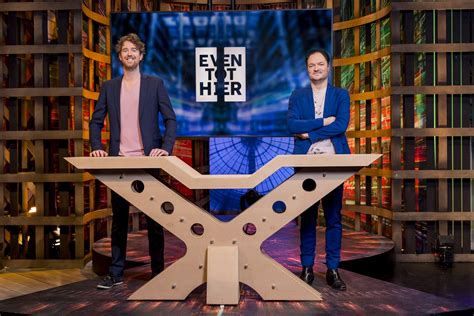 Dit virtuoze cabaretduo draait al een paar jaar mee in de eredivisie van het cabaret. VAN DER LAAN EN WOE TERUG MET EVEN TOT HIER