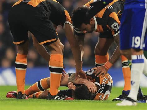 He was stretchered off before being raced to hospital for emergency sugery. Ryan Mason retires due to skull fracture: Hull City ...