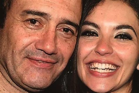 José raposo news, gossip, photos of josé raposo, biography, josé raposo girlfriend list 2016. Já nasceu a filha de Sara Barradas e José Raposo