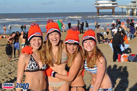 Maybe you would like to learn more about one of these? dumpert.nl - Nieuwjaarsduik overzicht