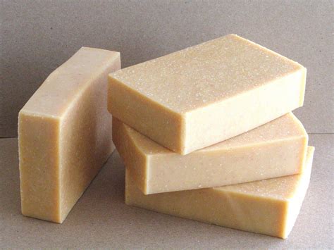 The convenient bar form of panoxyl gently removes dirt and excess oil to cleanse and unclog pores, making it an excellent choice for the management of acne on the face, chest and back. How To Turn Bar Soap Into Liquid Soap - Gubanu