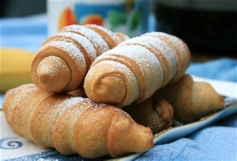 .😂 🤩 gimana engga, lama saya penasaran dengan gimana bentuknya, penasaran dengan rasanya. Resep Masakan Kue Pisang Molen | Resep Cara Membuat aneka ...